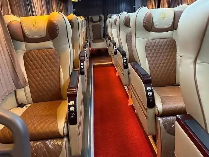باص VIP فاخر للعمرة
